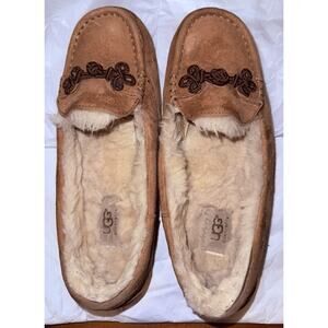Womens UGG Suki Slippers Moccasins Size 8